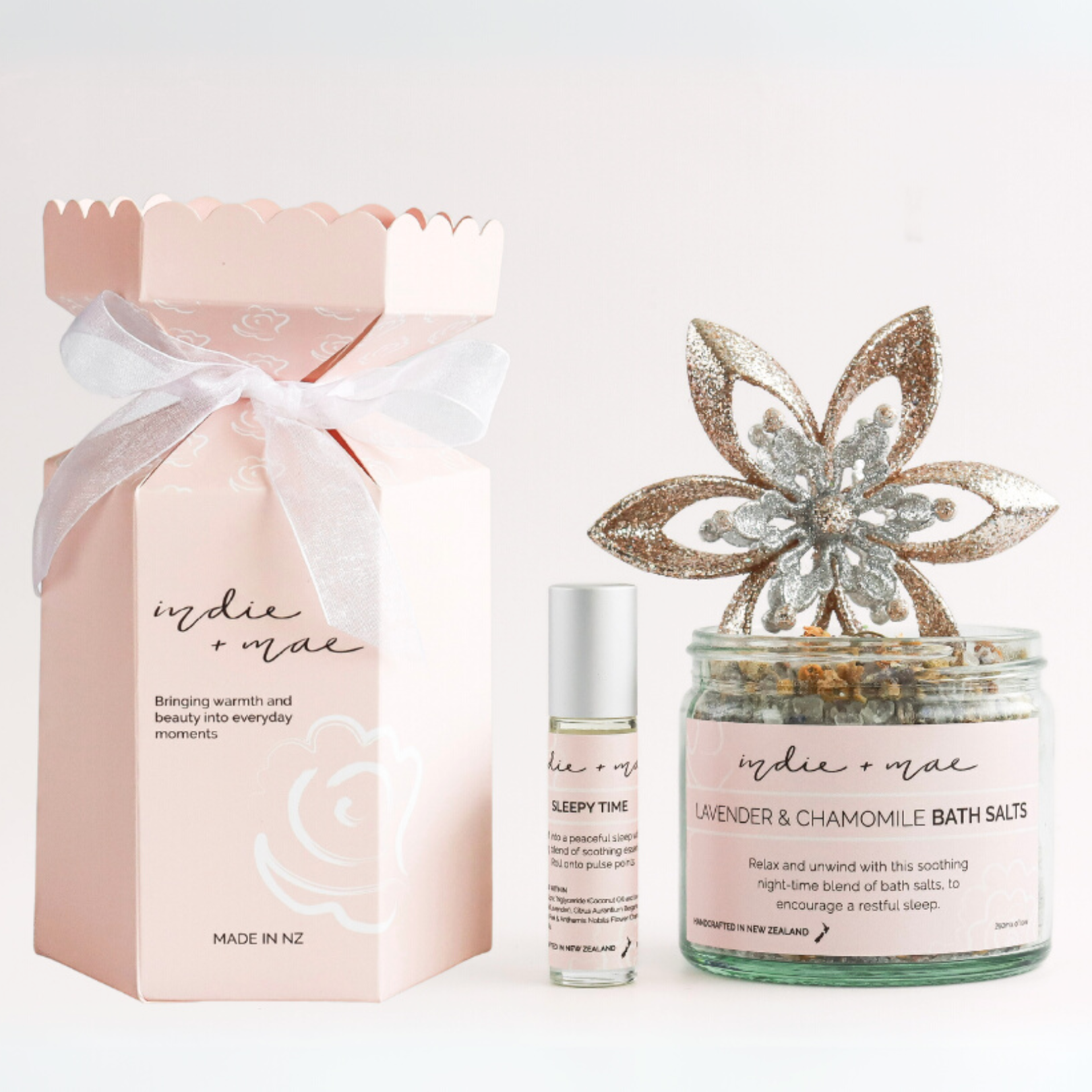 Christmas Cracker Gift Set Including Bath Salts & Aromatherapy Roller