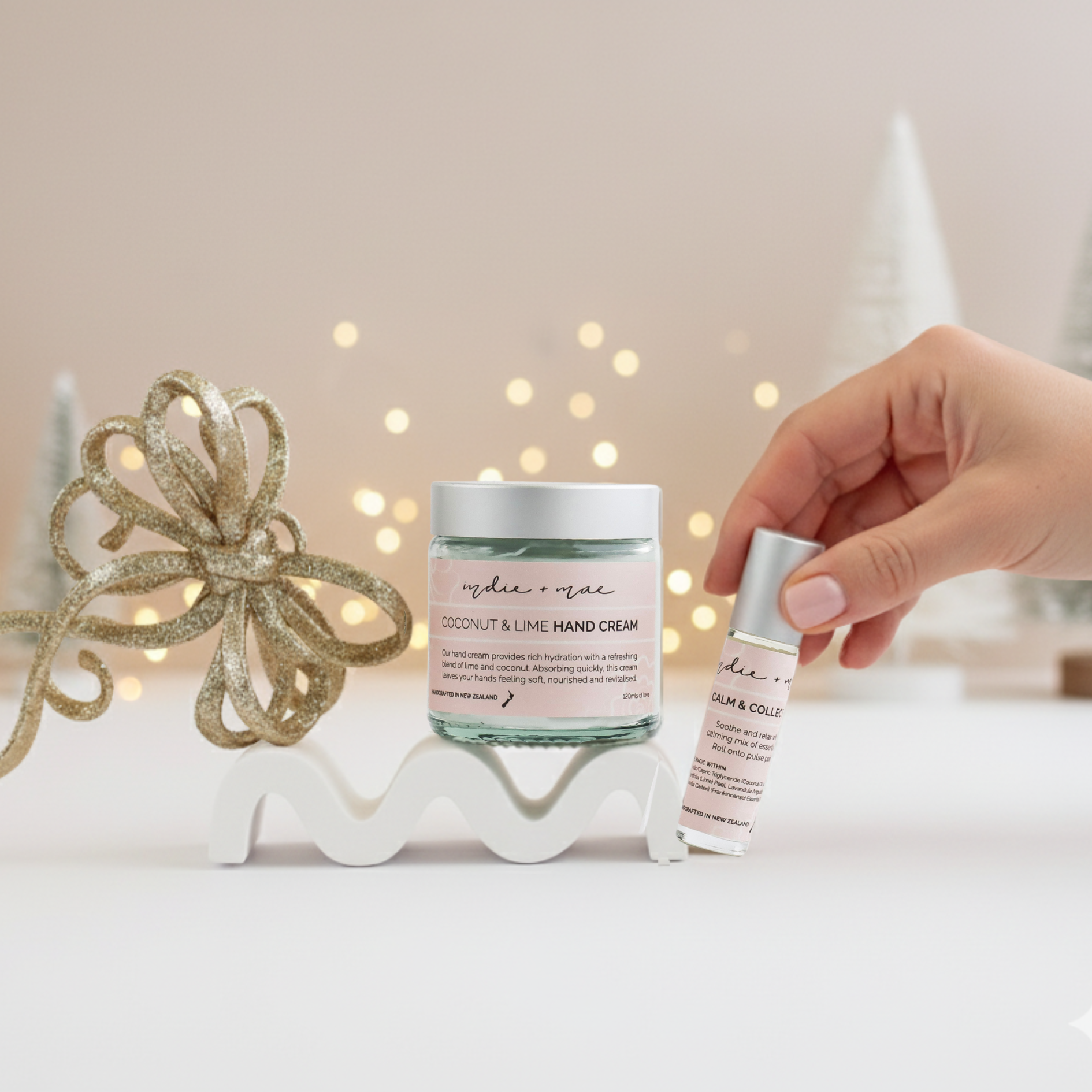 Giftset showcasing NZ made hand cream & an aromatherapy roller 