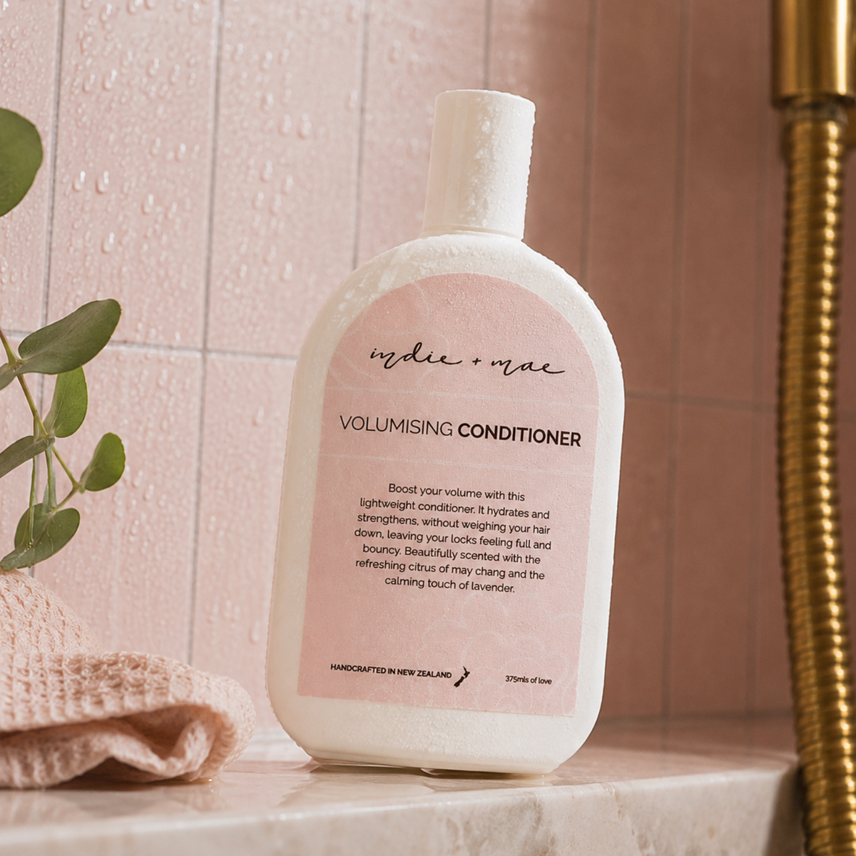 Indie + Mae Volumising Conditioner bottle, alternative product view